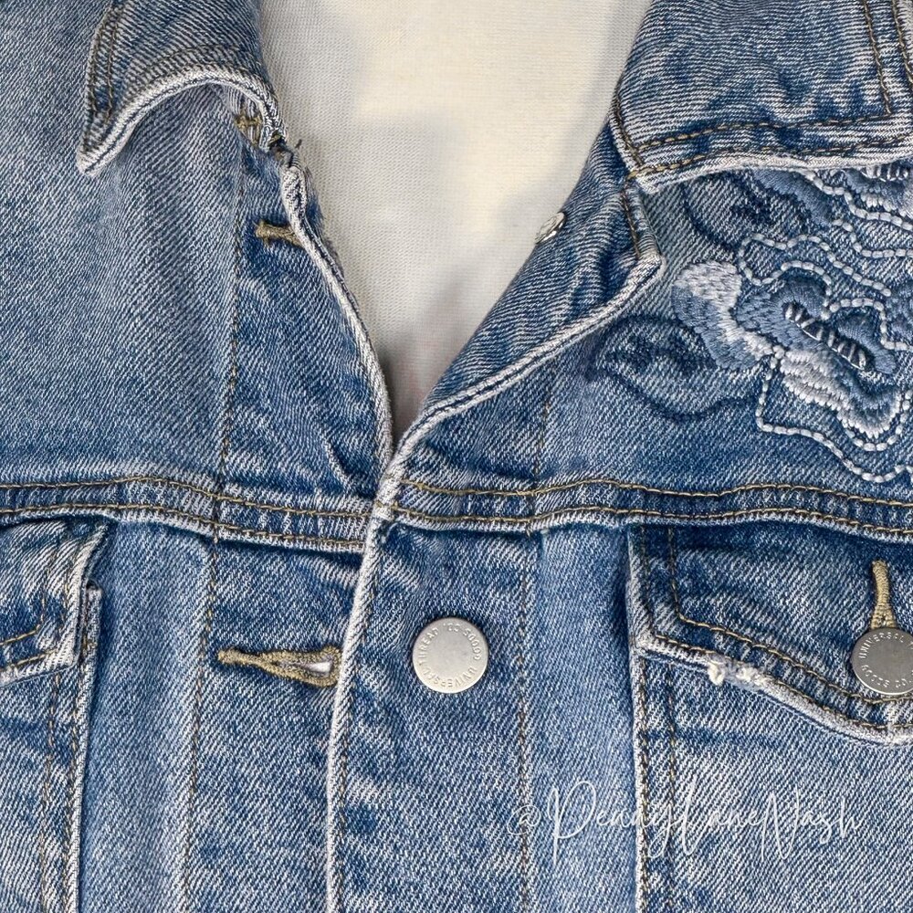Universal Thread Embroidered Denim Jean Jacket - Picture 5 of 14